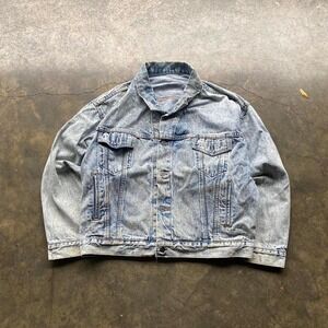 Beautiful Vintage Acid Wash Levis Trucker Jacket